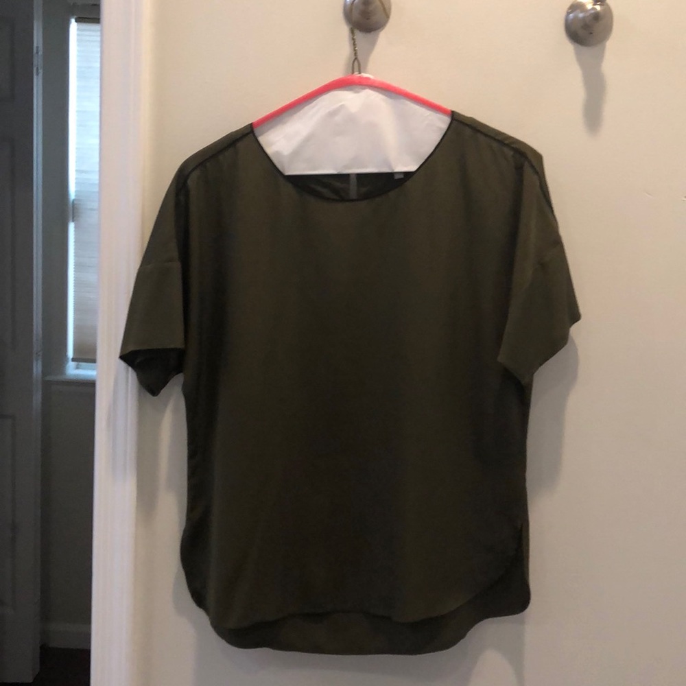 Olive green shell crepe top size Medium